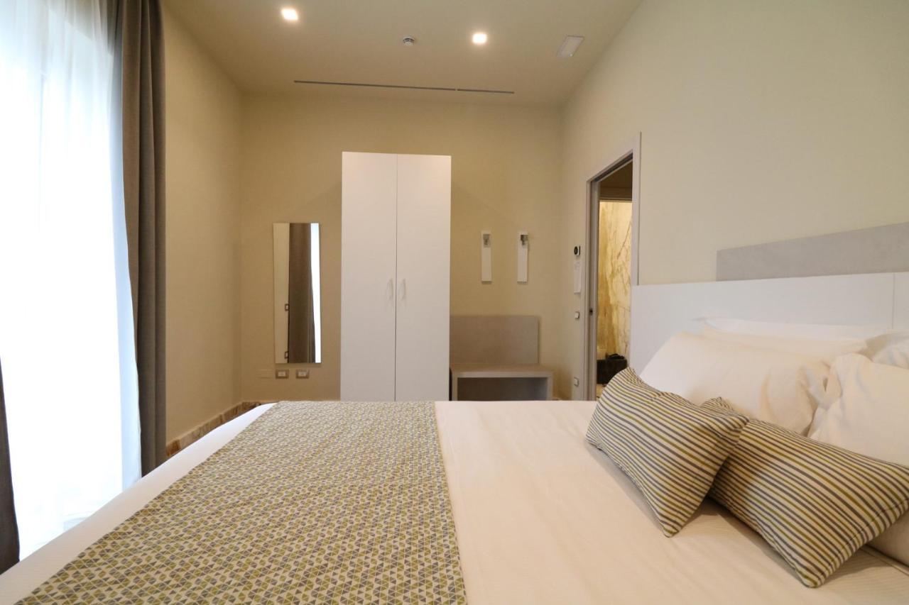 Doride Suites Boutique Hotel Marina Di Carrara Luaran gambar