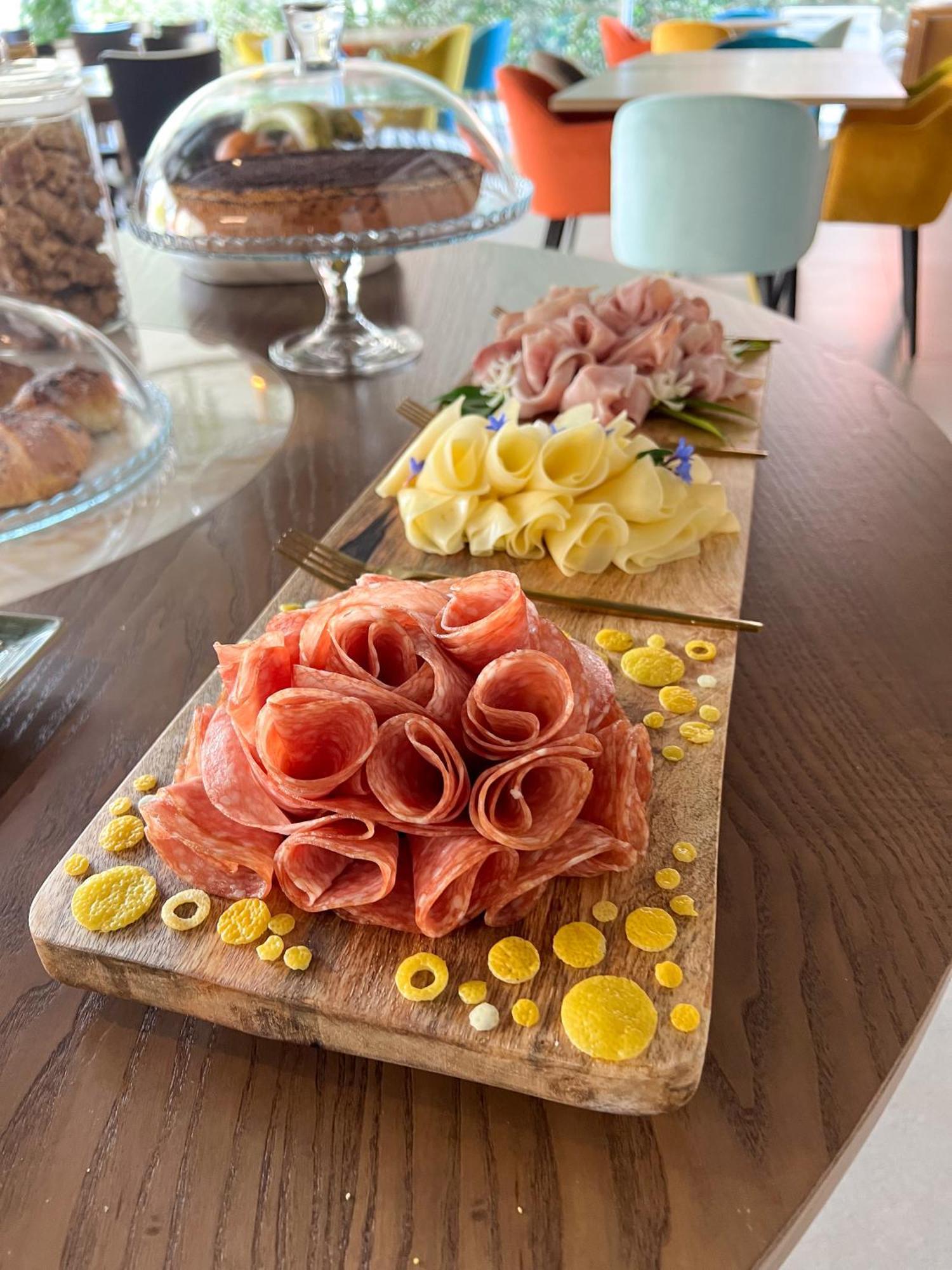 Doride Suites Boutique Hotel Marina Di Carrara Luaran gambar