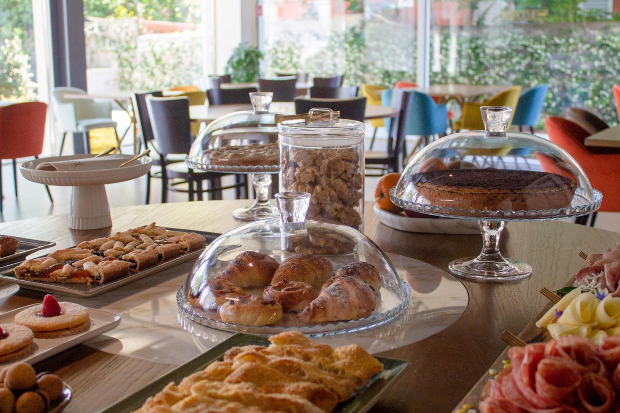 Doride Suites Boutique Hotel Marina Di Carrara Luaran gambar