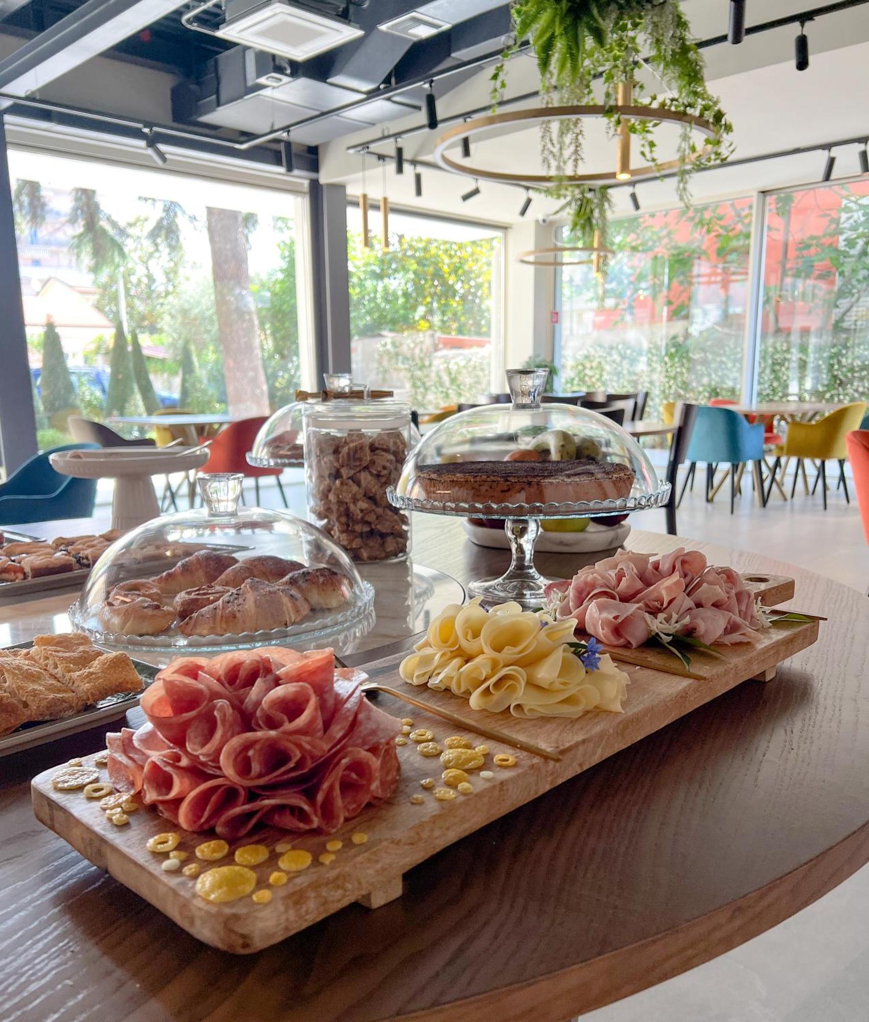 Doride Suites Boutique Hotel Marina Di Carrara Luaran gambar