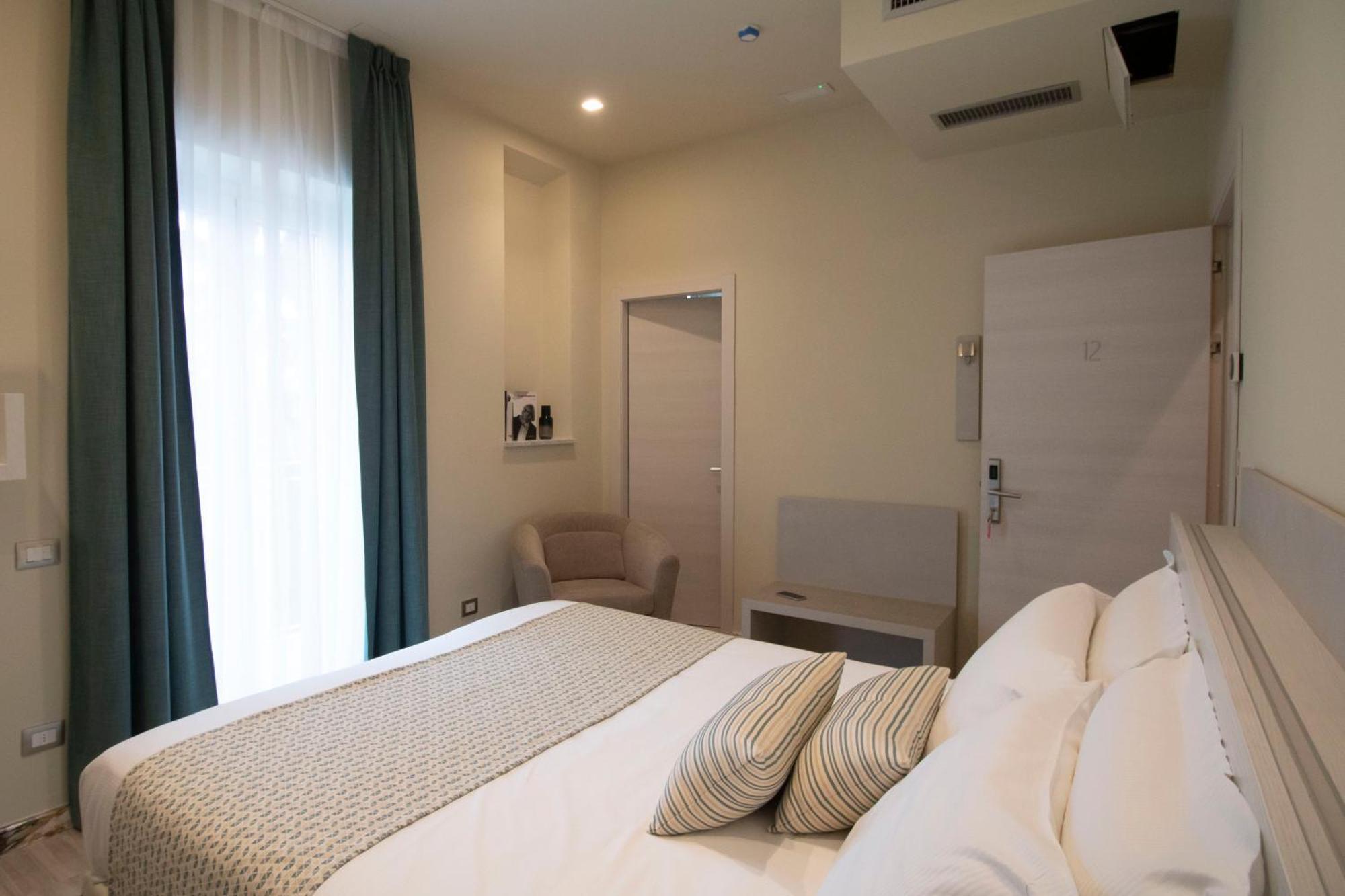 Doride Suites Boutique Hotel Marina Di Carrara Luaran gambar