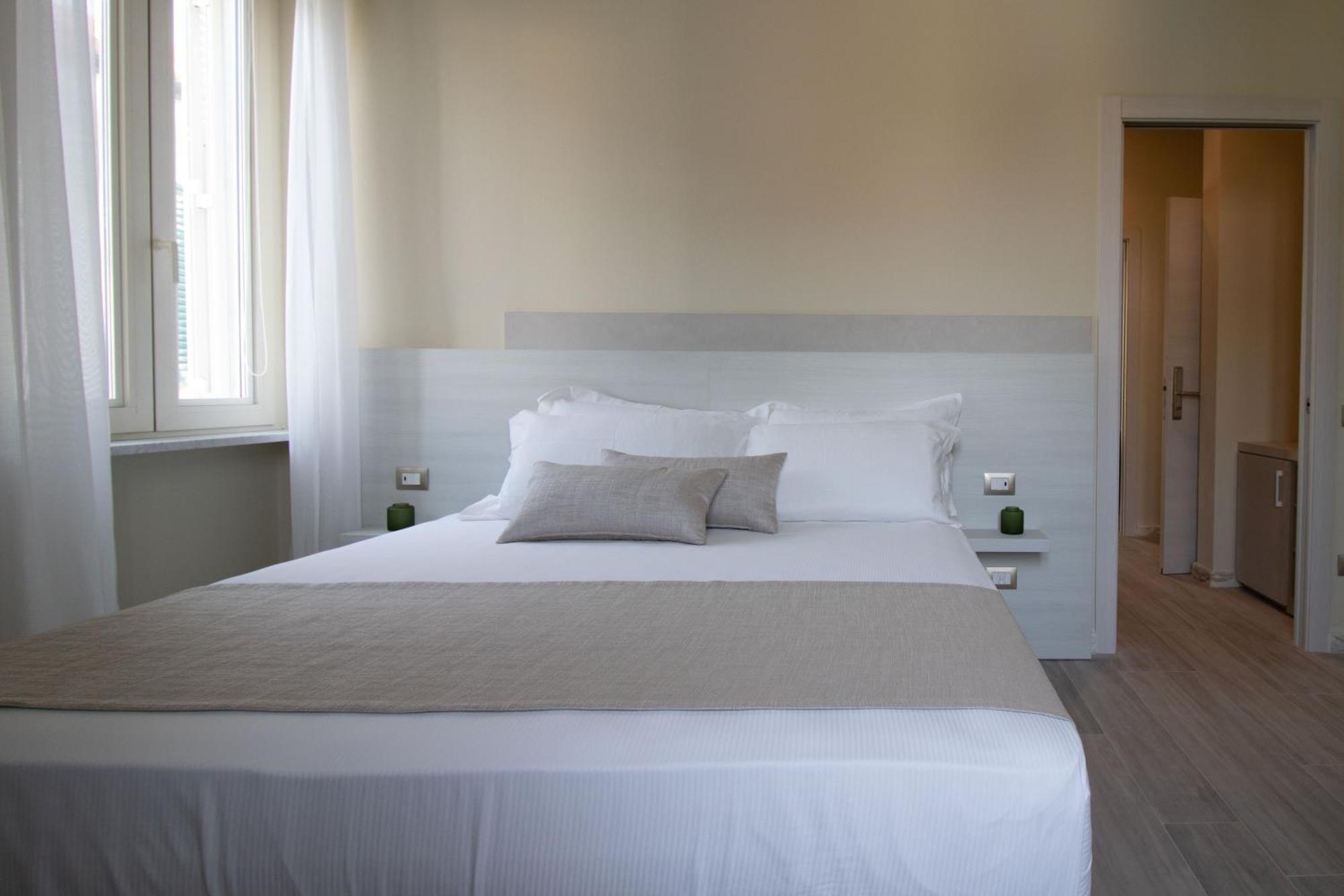 Doride Suites Boutique Hotel Marina Di Carrara Luaran gambar