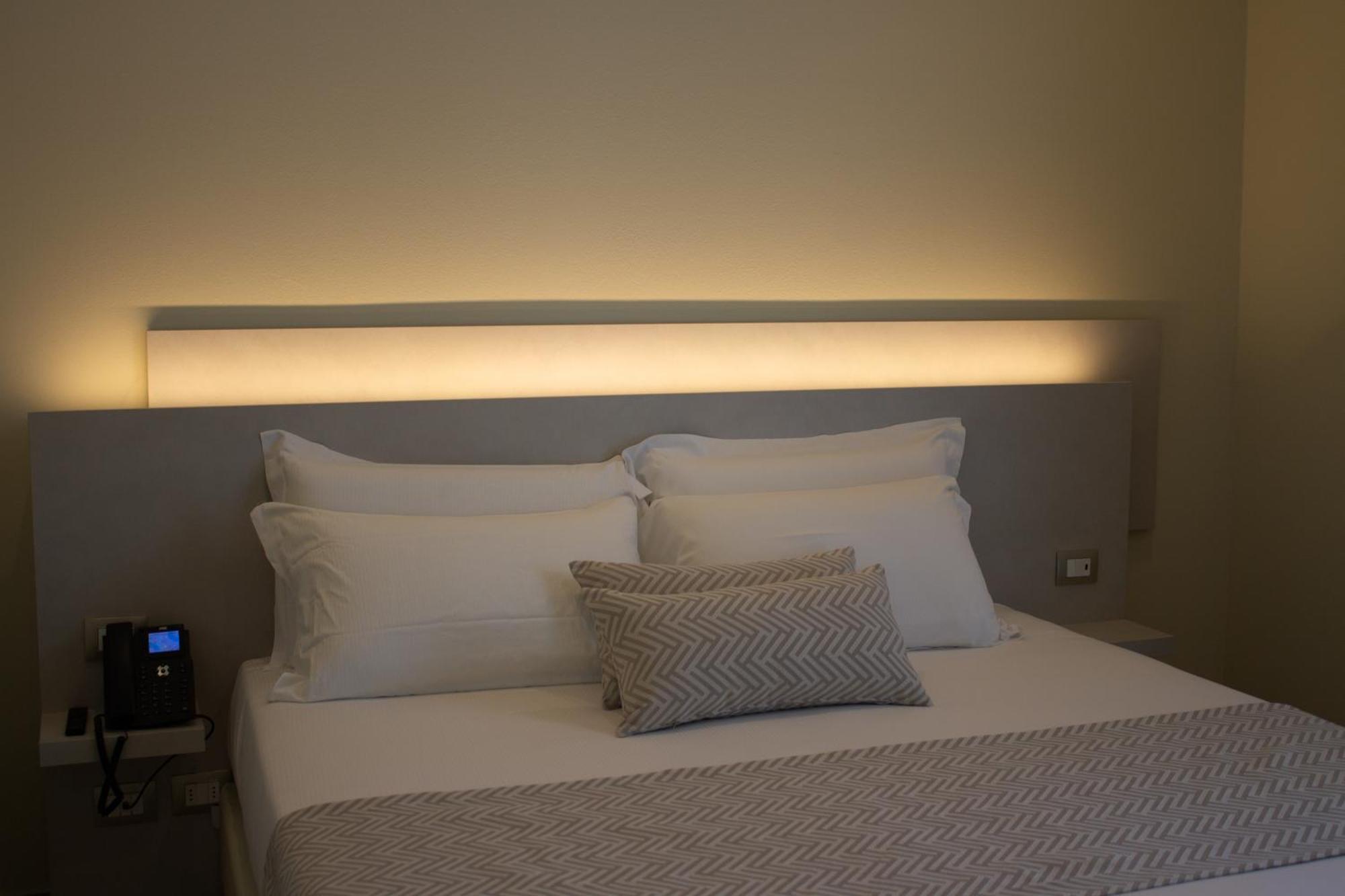 Doride Suites Boutique Hotel Marina Di Carrara Luaran gambar